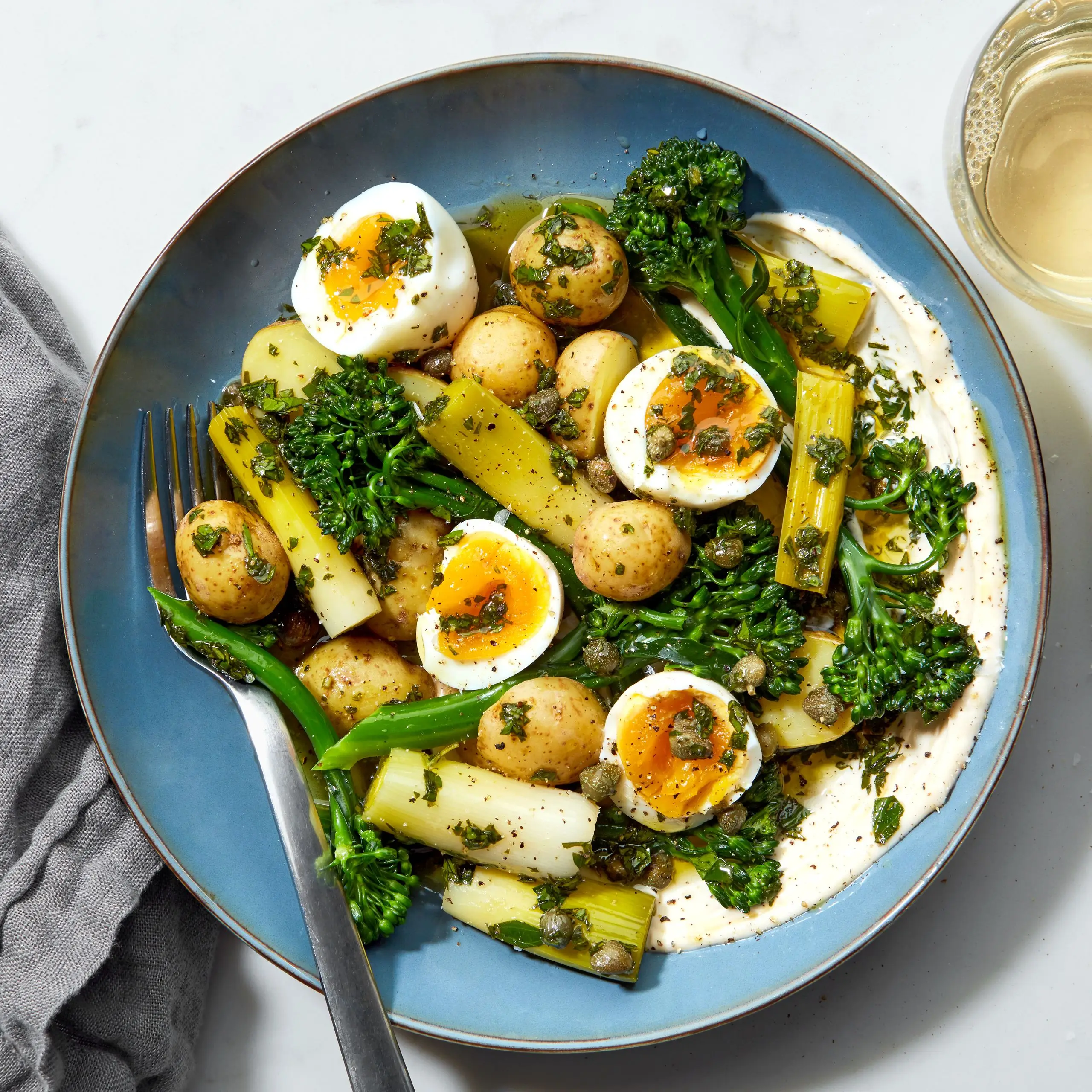 Tigelas vegetarianas de inverno cozidas no vapor