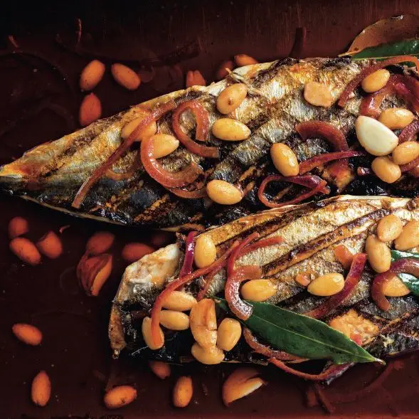 Mackerel Escopeche, pokrojony w Capus