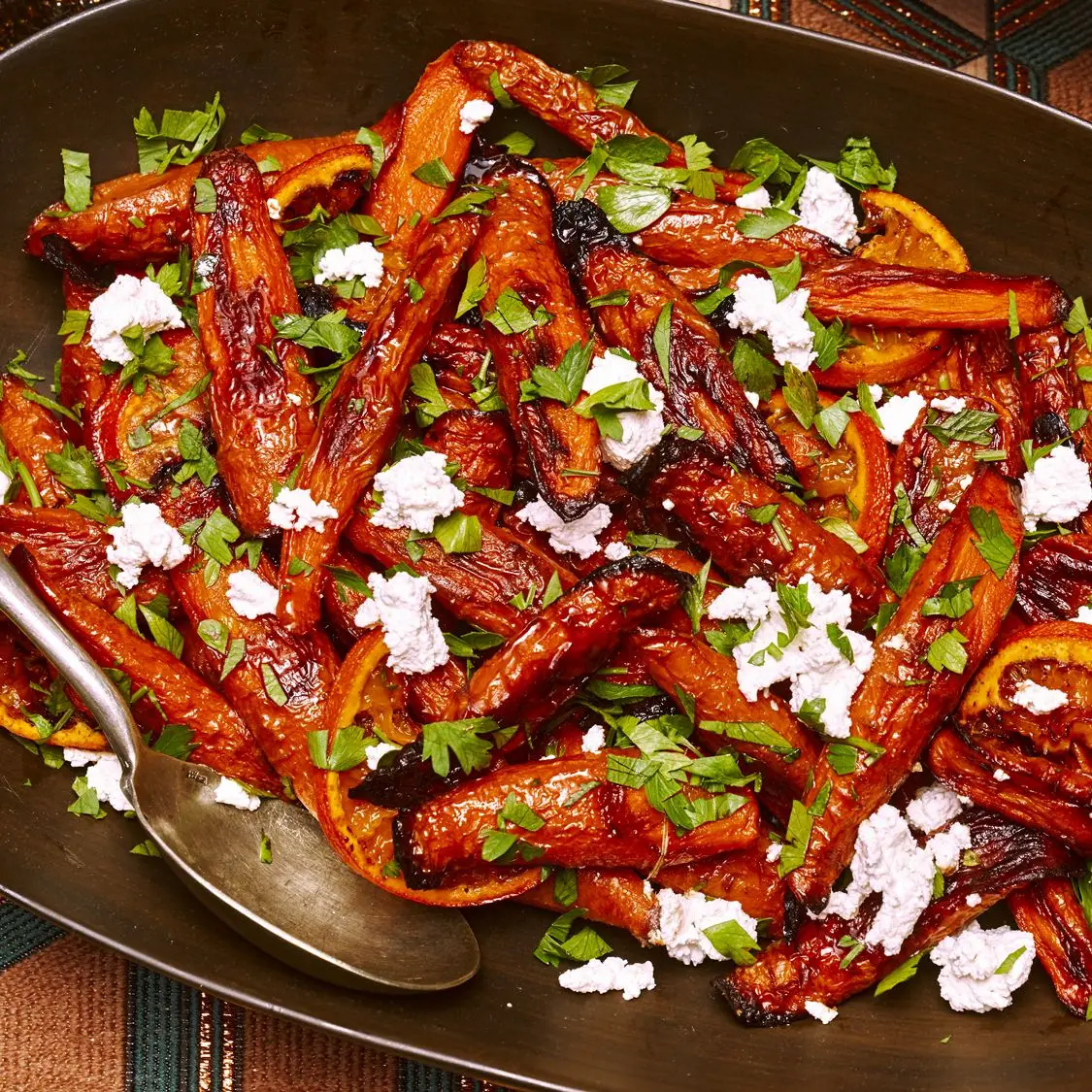 Cenouras assadas com Ayib e Awaze Vinagrete