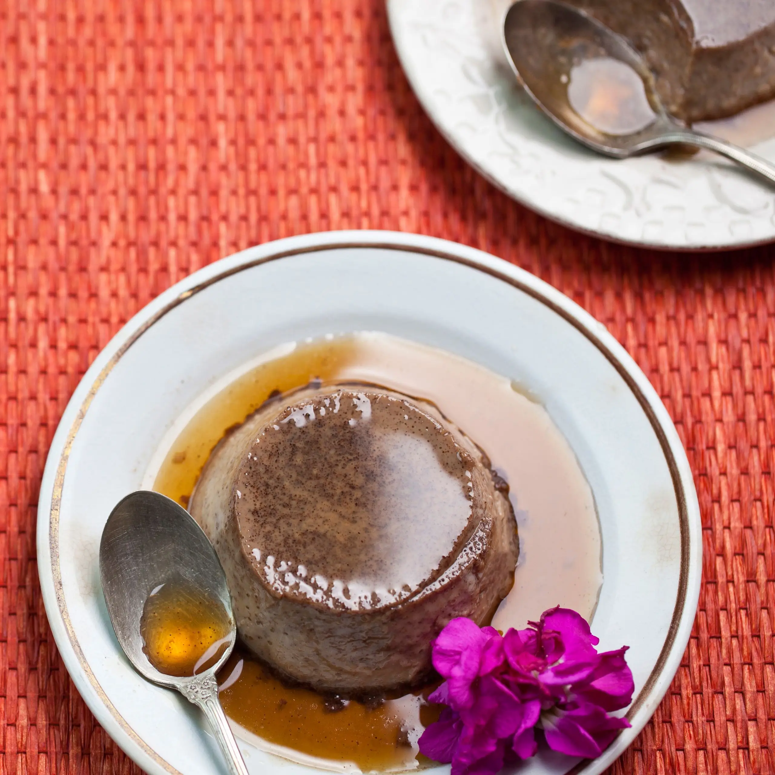 Flan de chocolate mexicano moderno