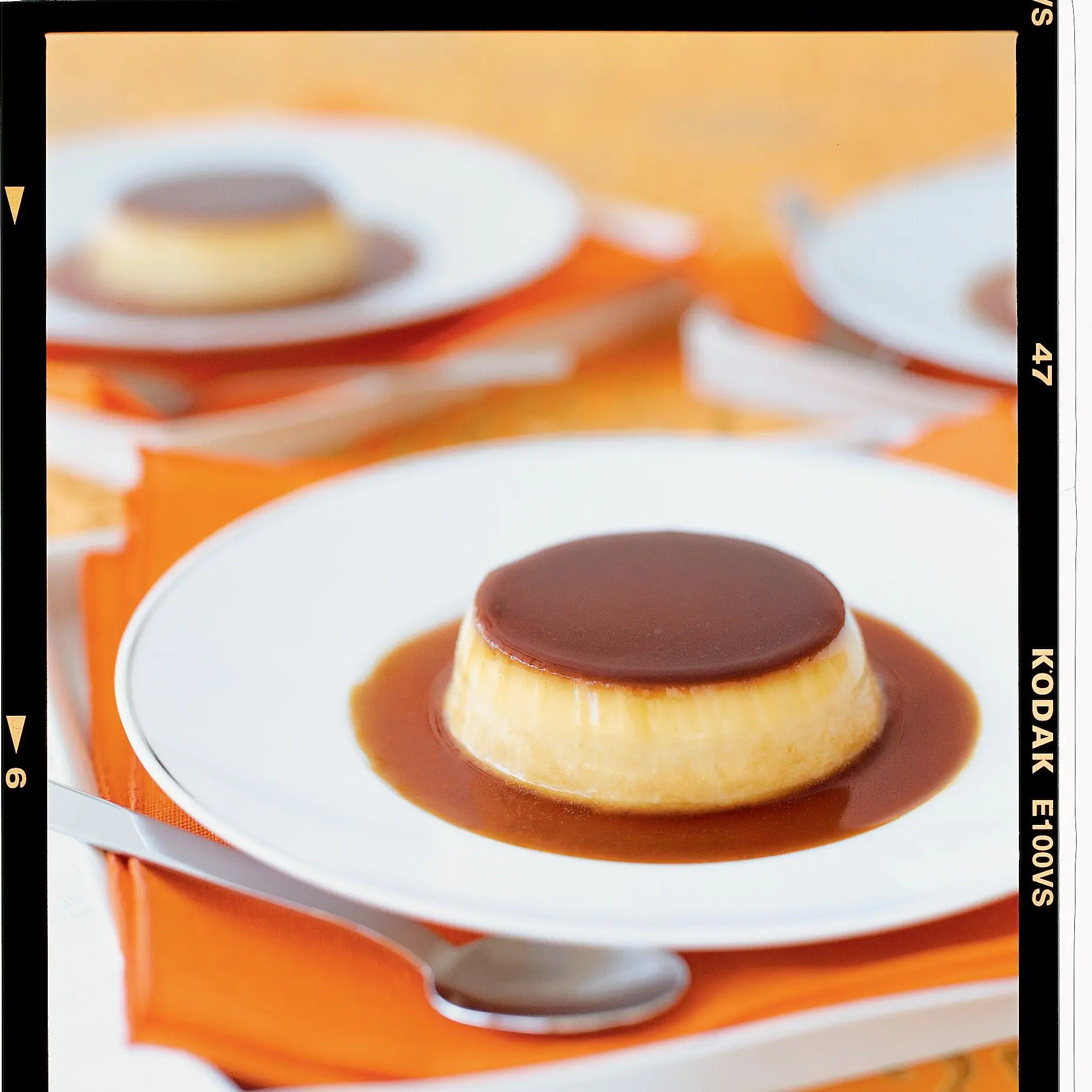 Flans de coco com caramelo de café