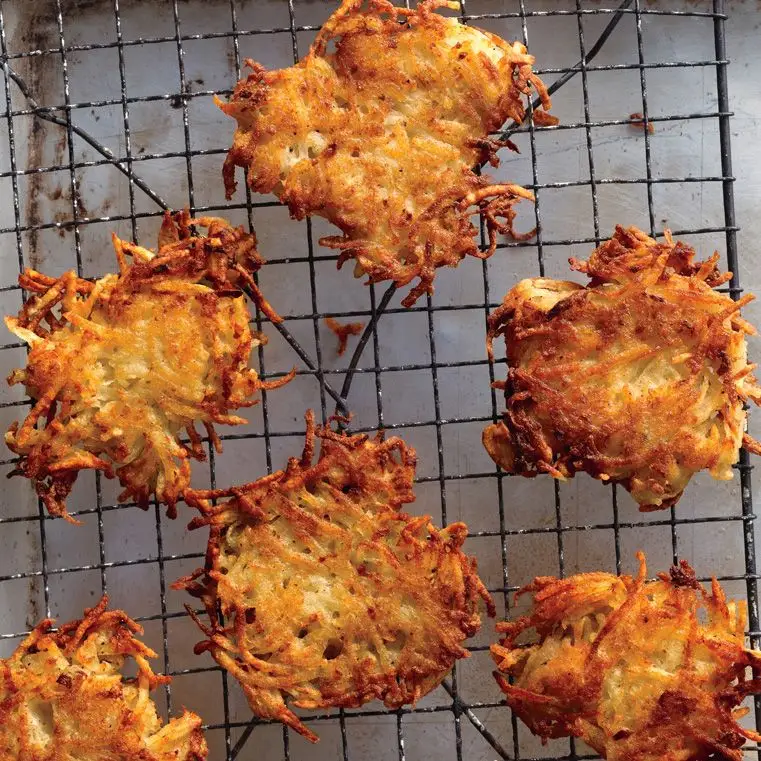 Latkes famosos de Adam e Maxine