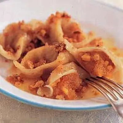 Damasco e Walnut Varenikis