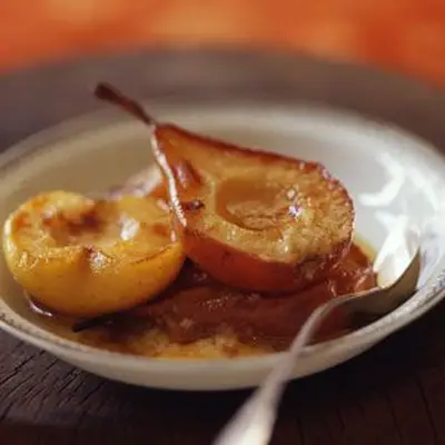 Gratinado de frutas com calvados e mascarpone