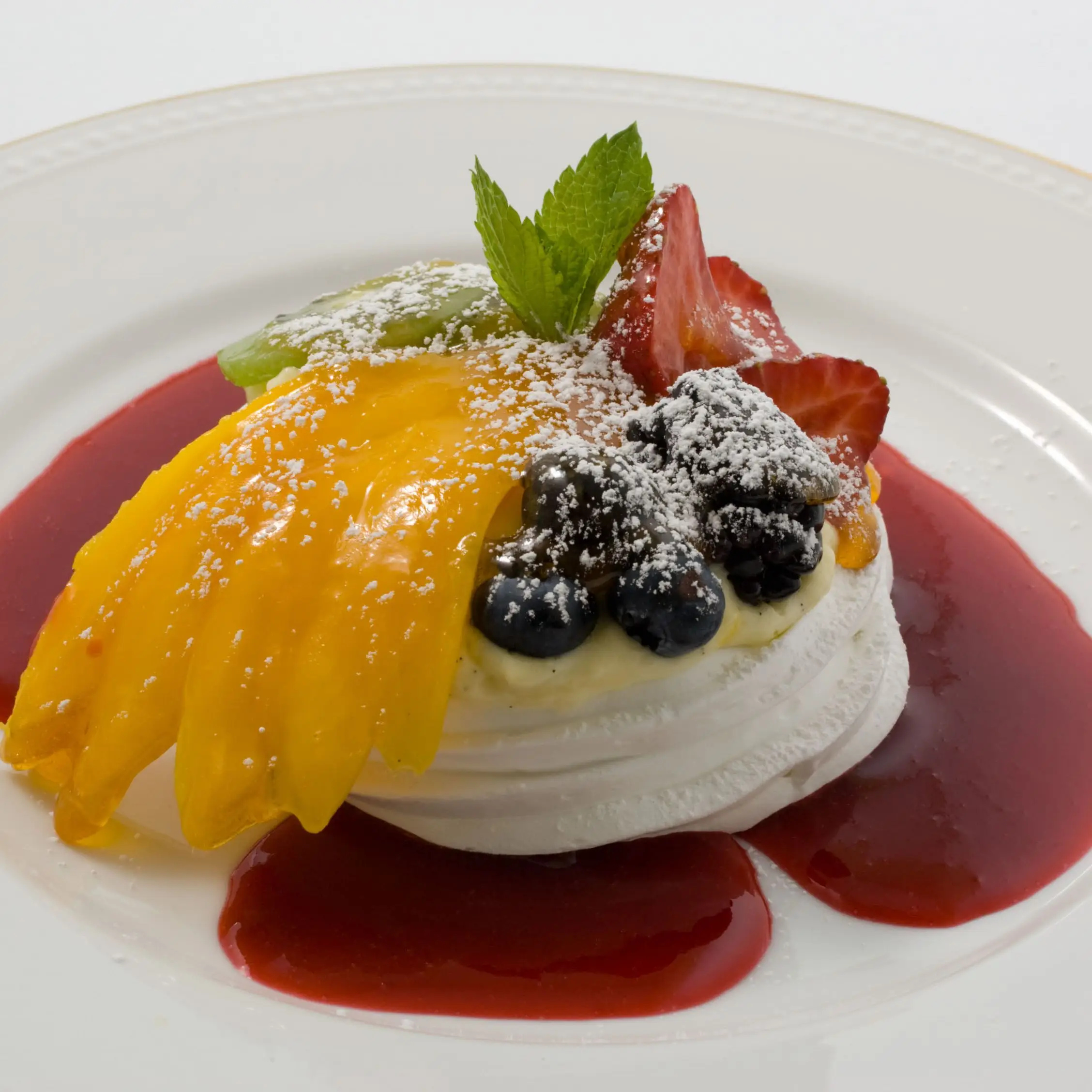 Pavlov de frutas mistas