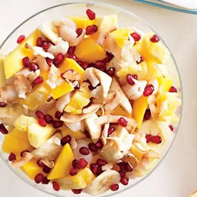 Salada de frutas tropicais