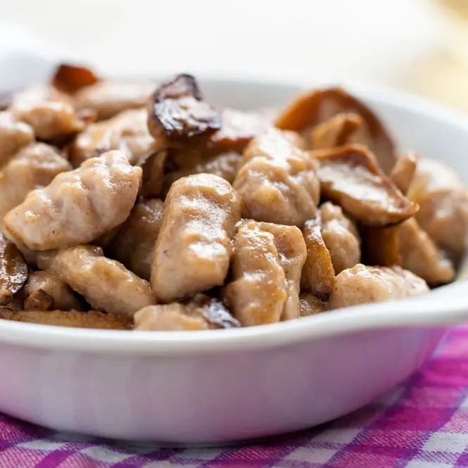 Gnocchis avec sauce aux champignons