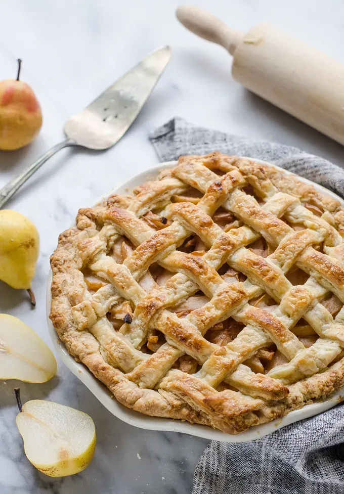 Spiced Pear Pie with Sourdough Crust' title='Spiced Pear Pie