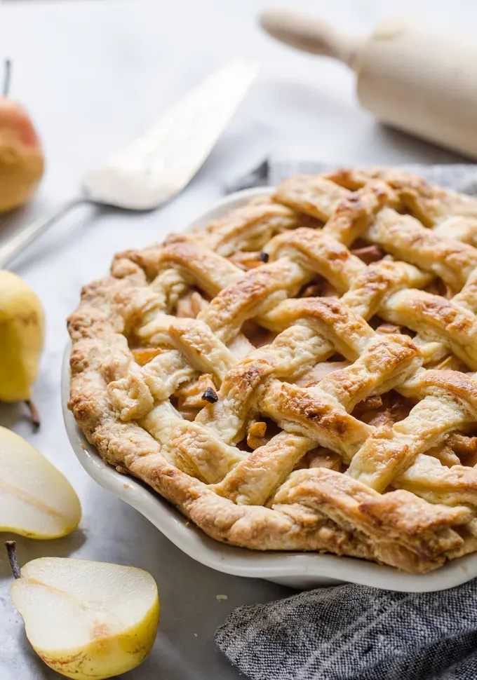 Spiced Pear Pie with Sourdough Crust' title='Spiced Pear Pie