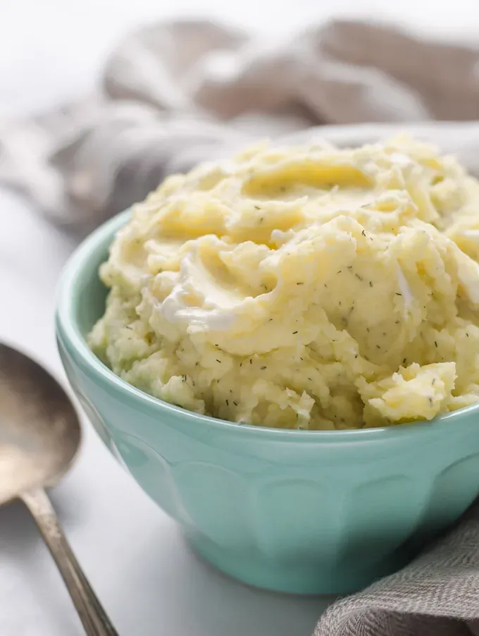 Sour Cream and Dill Mashed Potatoes' title='Sour Cream and Dill Mashed Potatoes