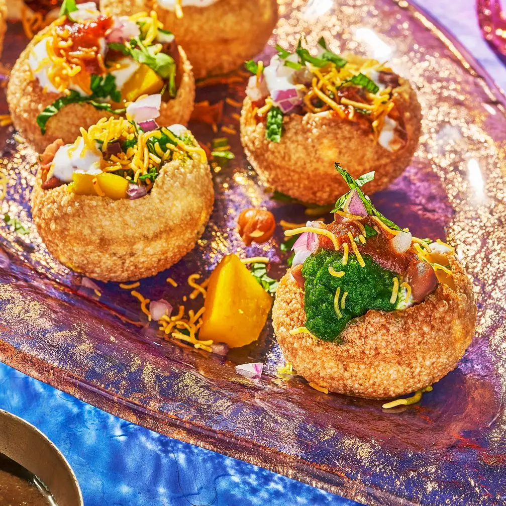 Dahi Puri com grão de bico preto