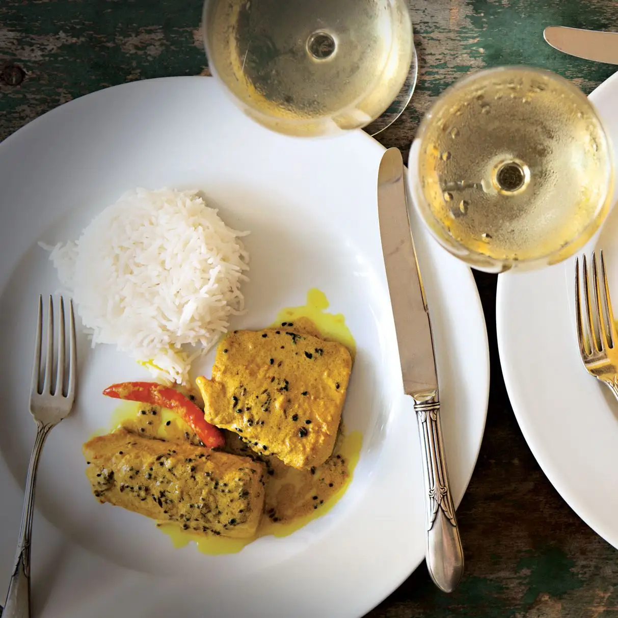 Salmão em molho de mostarda bengali