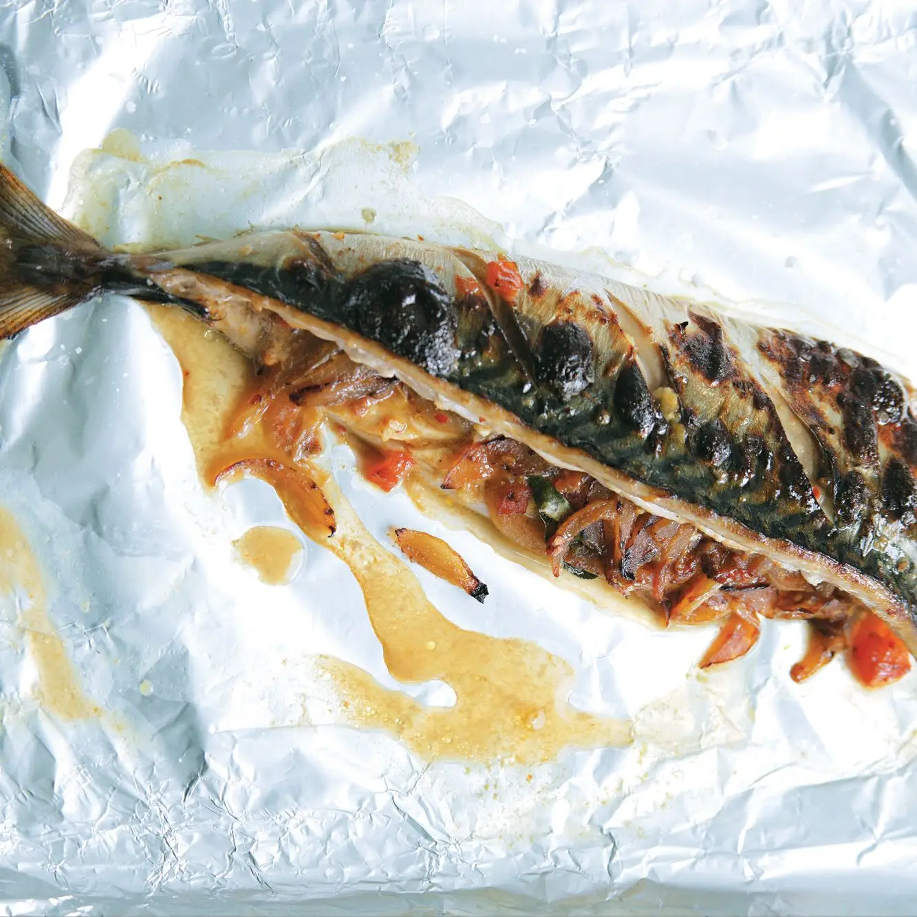 Cavala de pelúcia grelhada