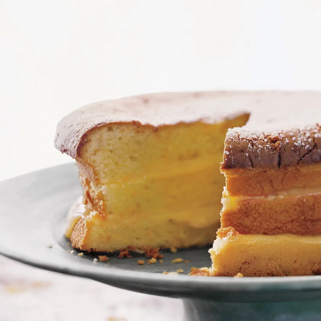 Bolo de limão Meyer com creme de lavanda