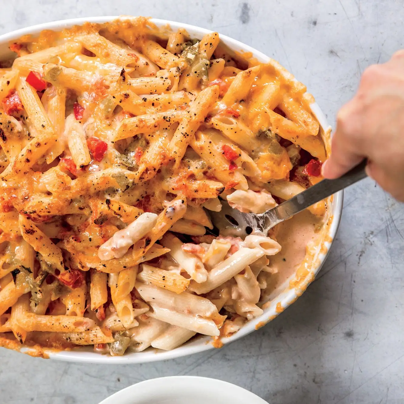 Penne assado com chiles verdes