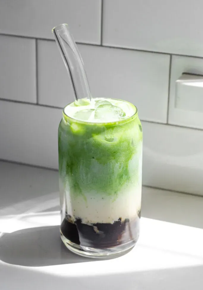 how to make matcha milk tea-35' title='How to Make Matcha Milk Tea with Boba
