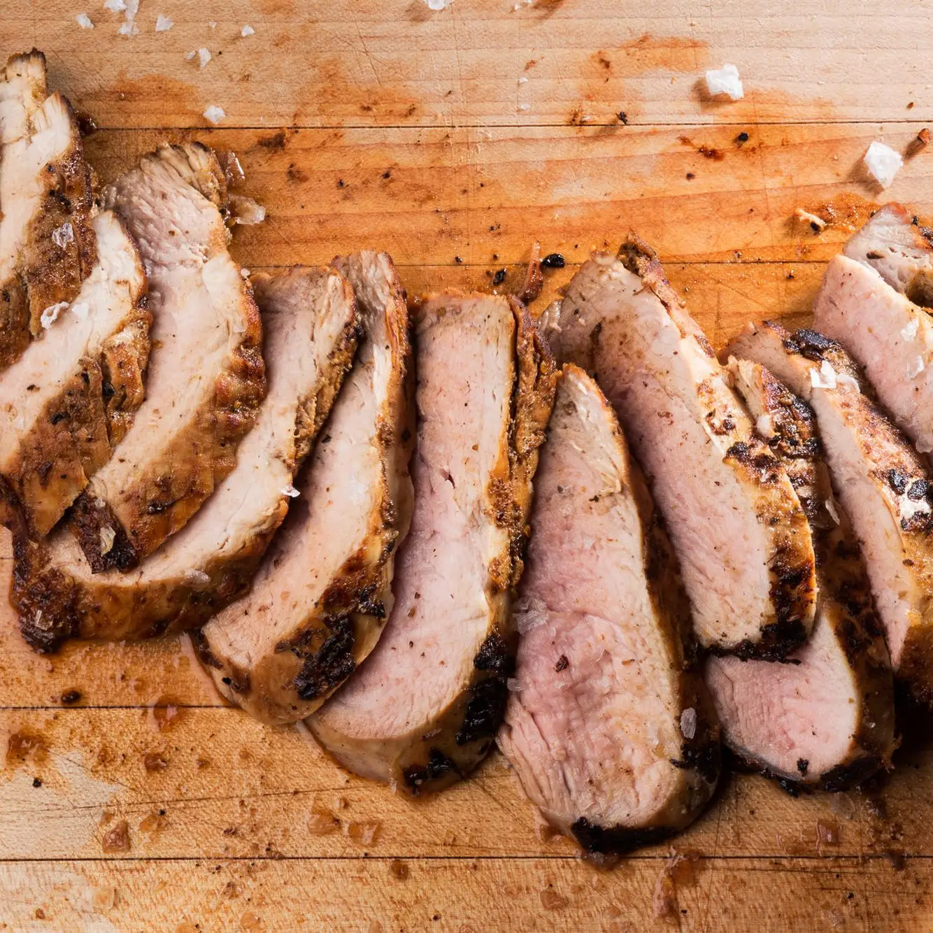 Lombo de porco grelhado com melaço e mostarda