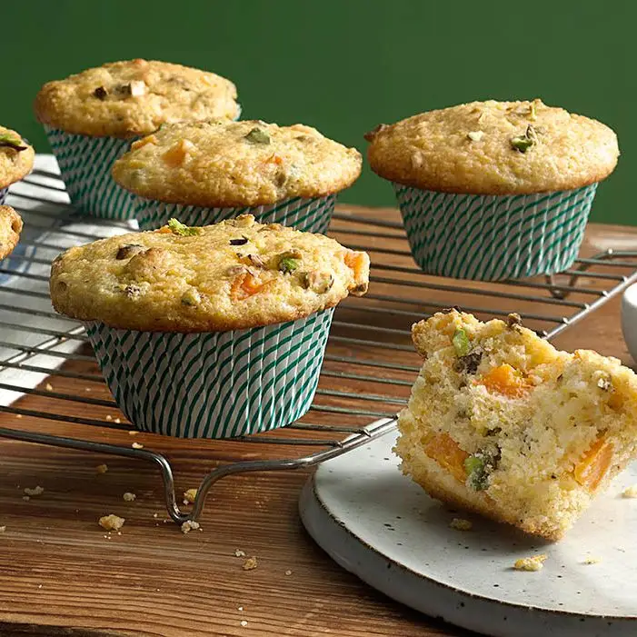 Muffins de damasco-pistache assados ​​na grelha