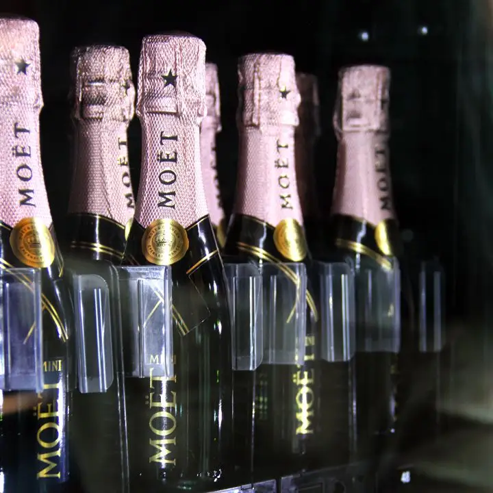 O que aconteceu com máquinas de venda automática embriagadas?