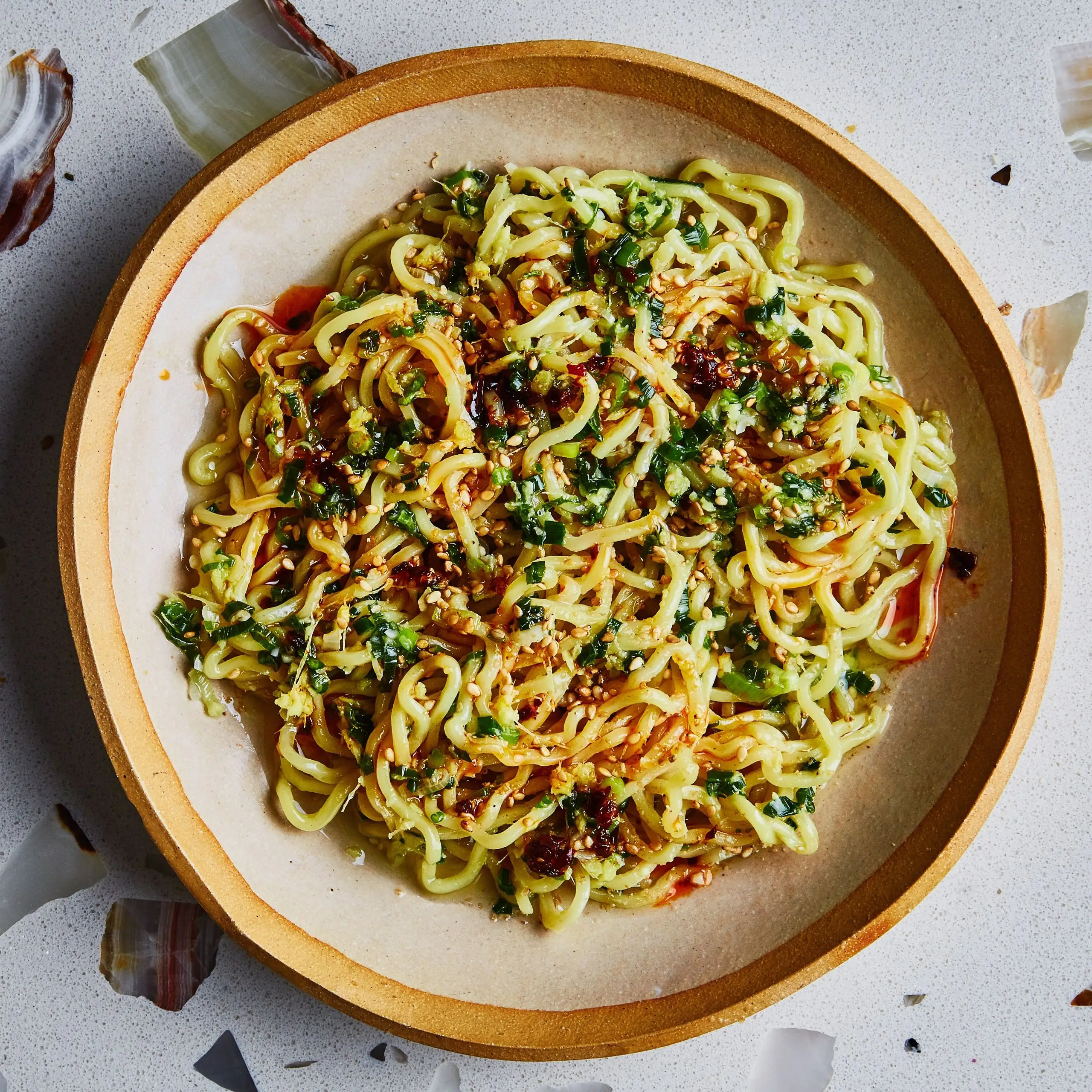 Macarrão de ramen-scallion de gengibre