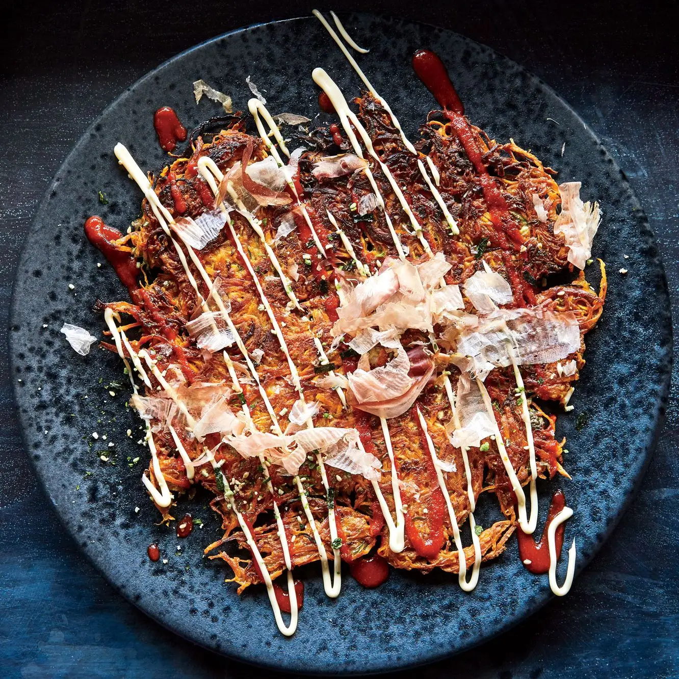 Batata -doce e couve de Bruxelas okonomiyaki