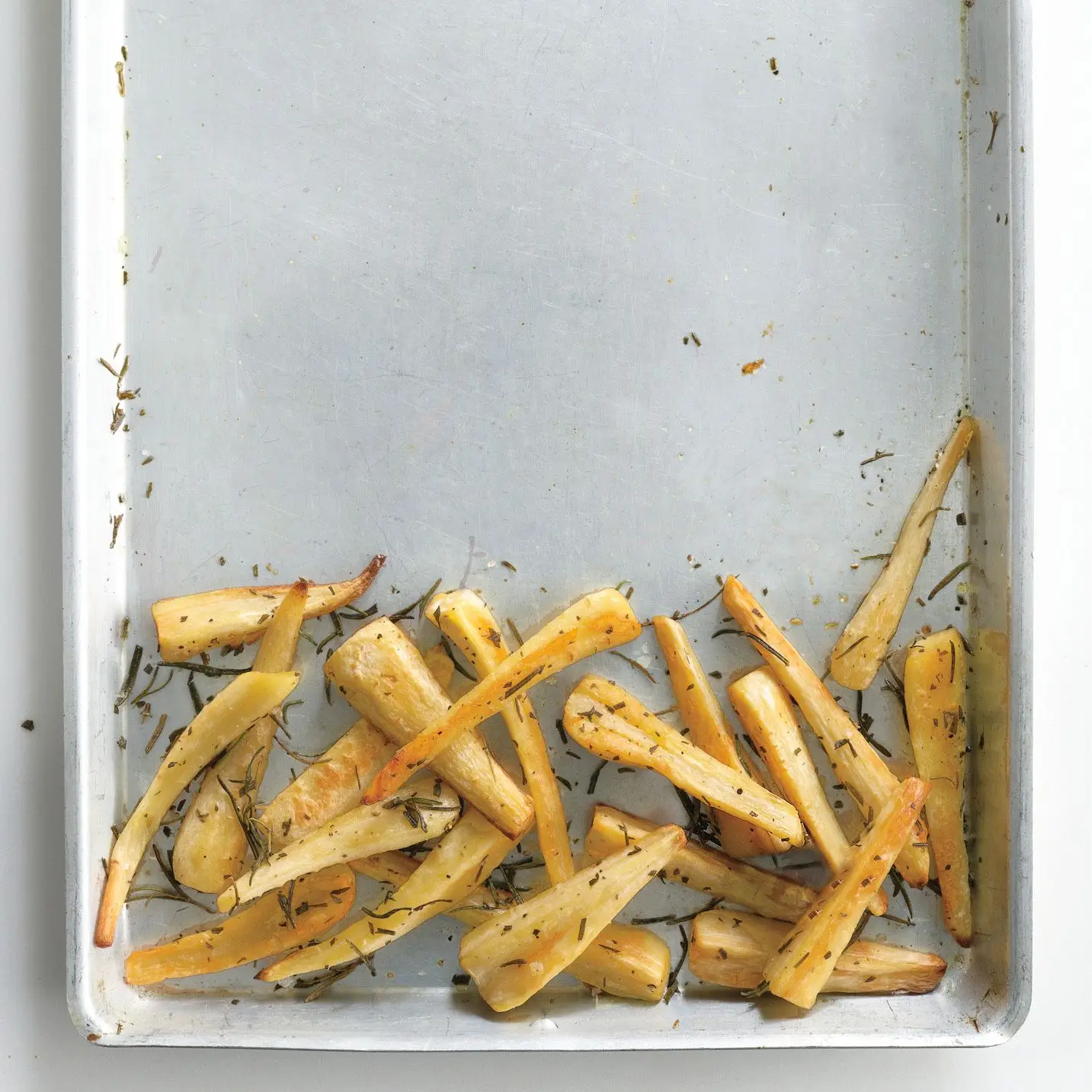 Fritas de pastinaga assadas com alecrim