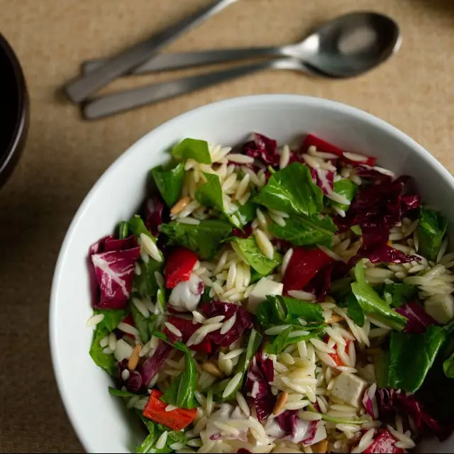 Salada Orzo