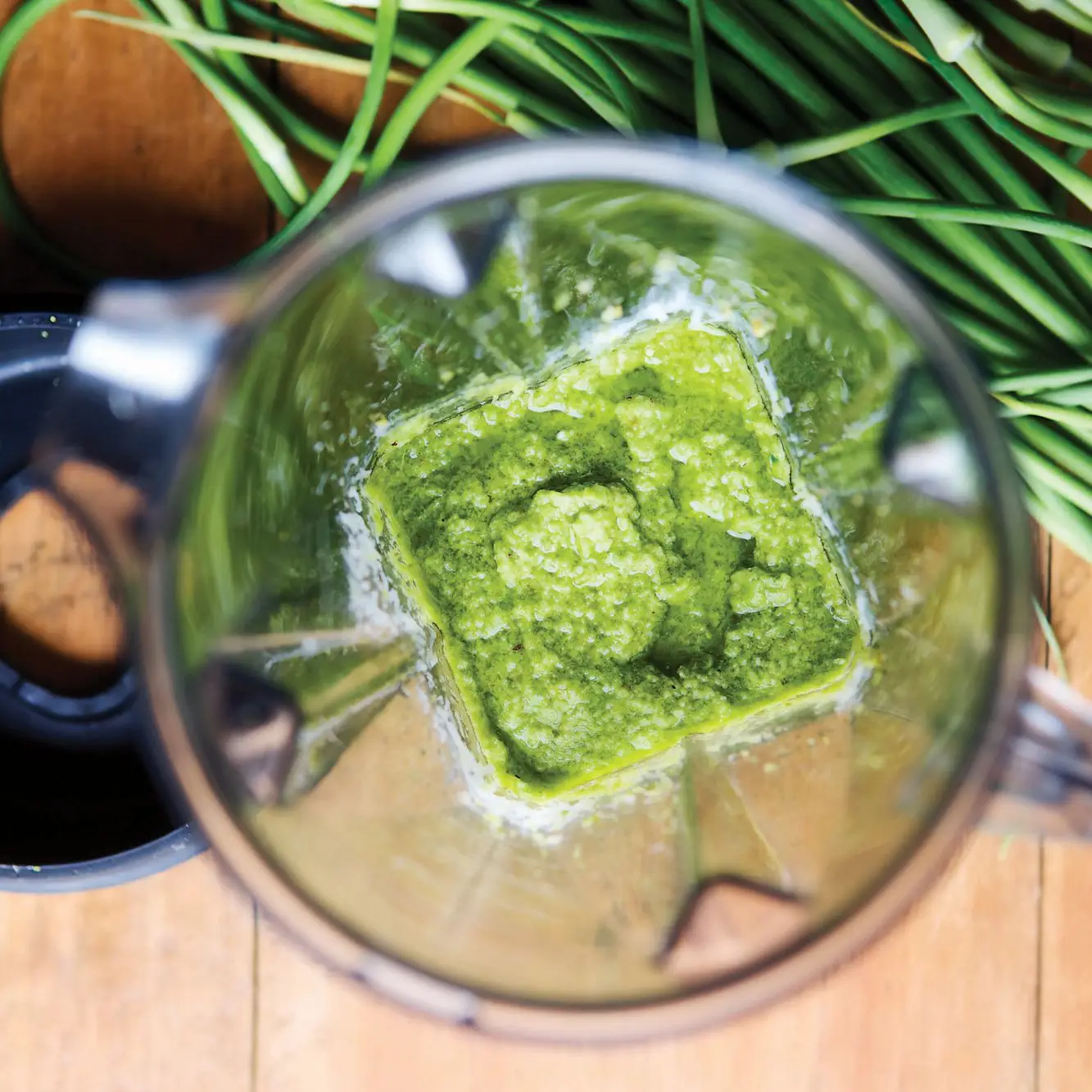 Macarrão com pesto de alho