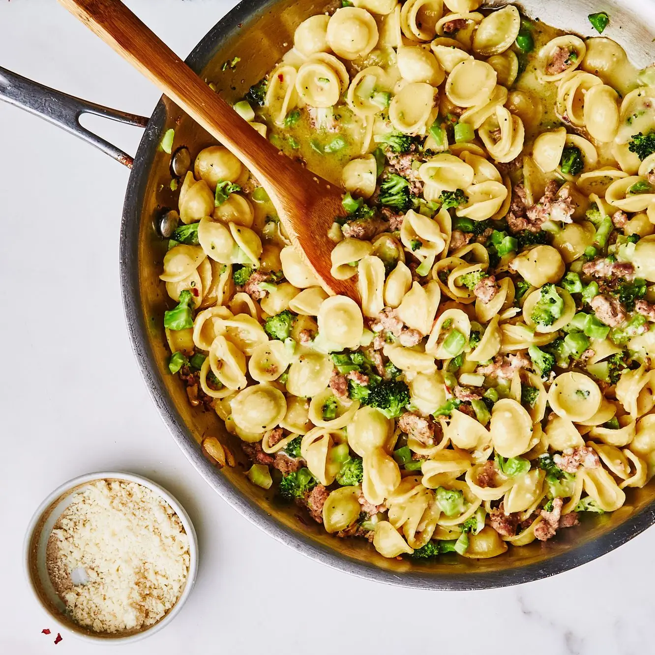 Brócolis de bolonhesa com Orecchiette