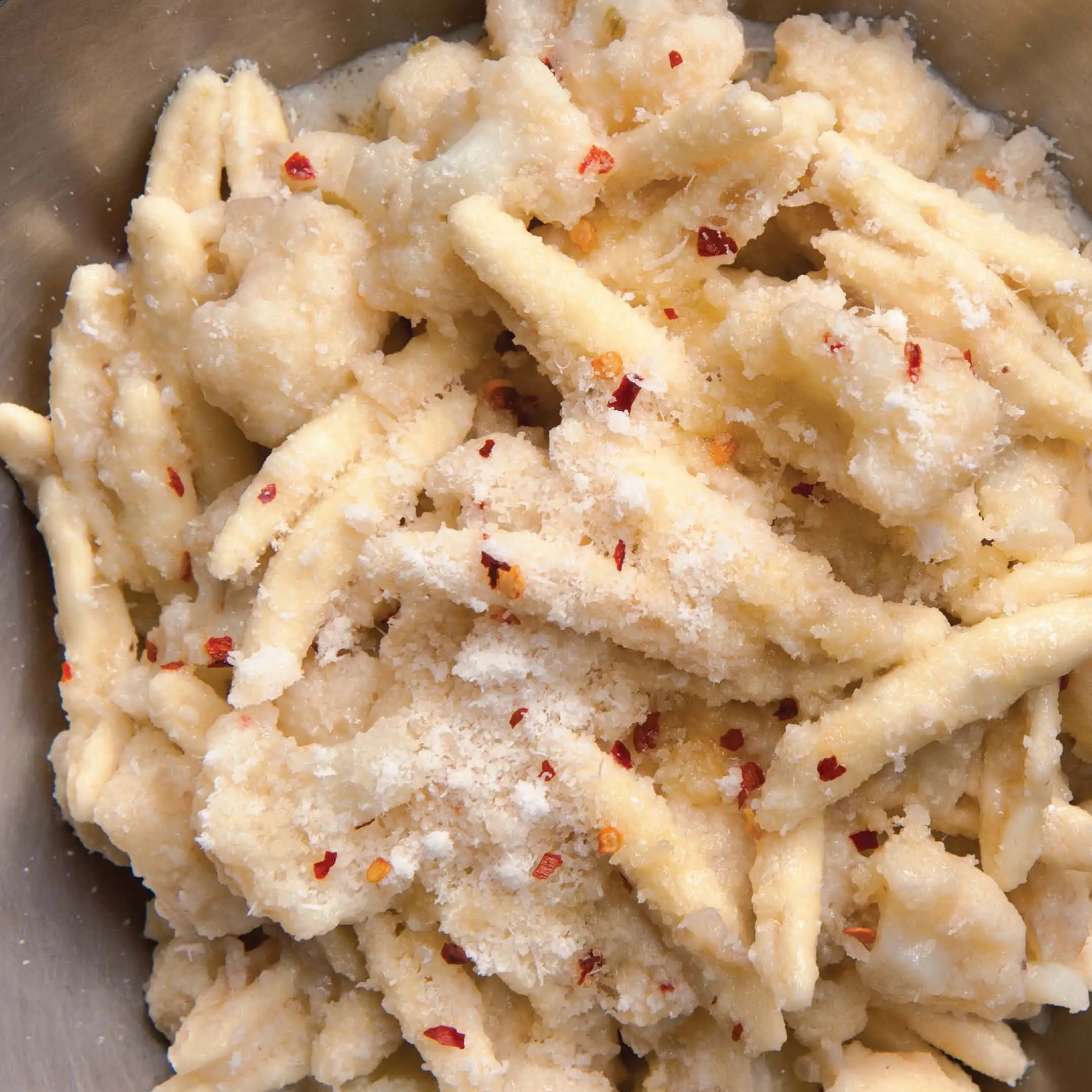 Cavatelli com couve -flor romana