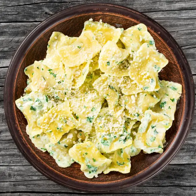 Ravioli cheio de ricota (ravioli ricota)