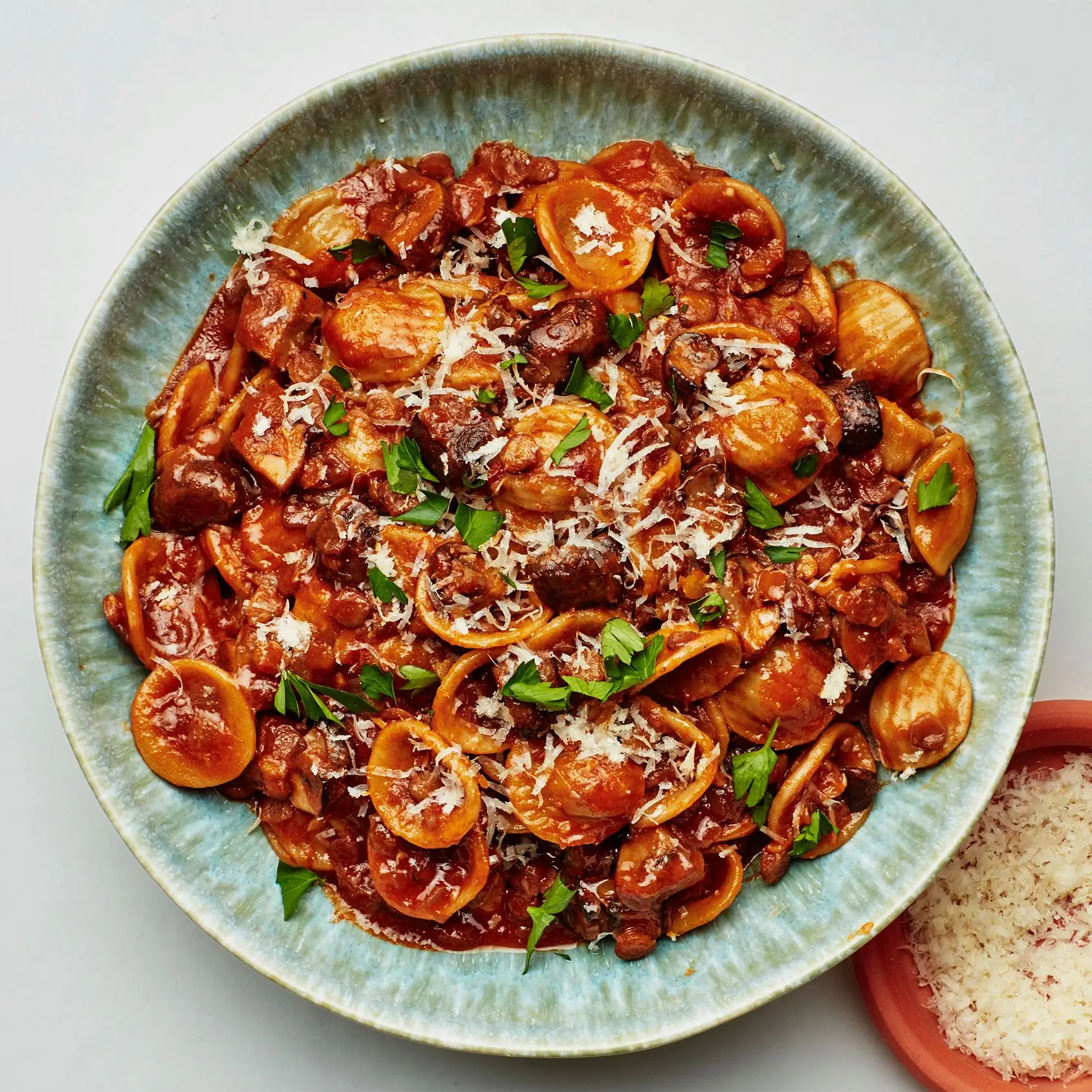 Massas com lentilhas e cogumelos