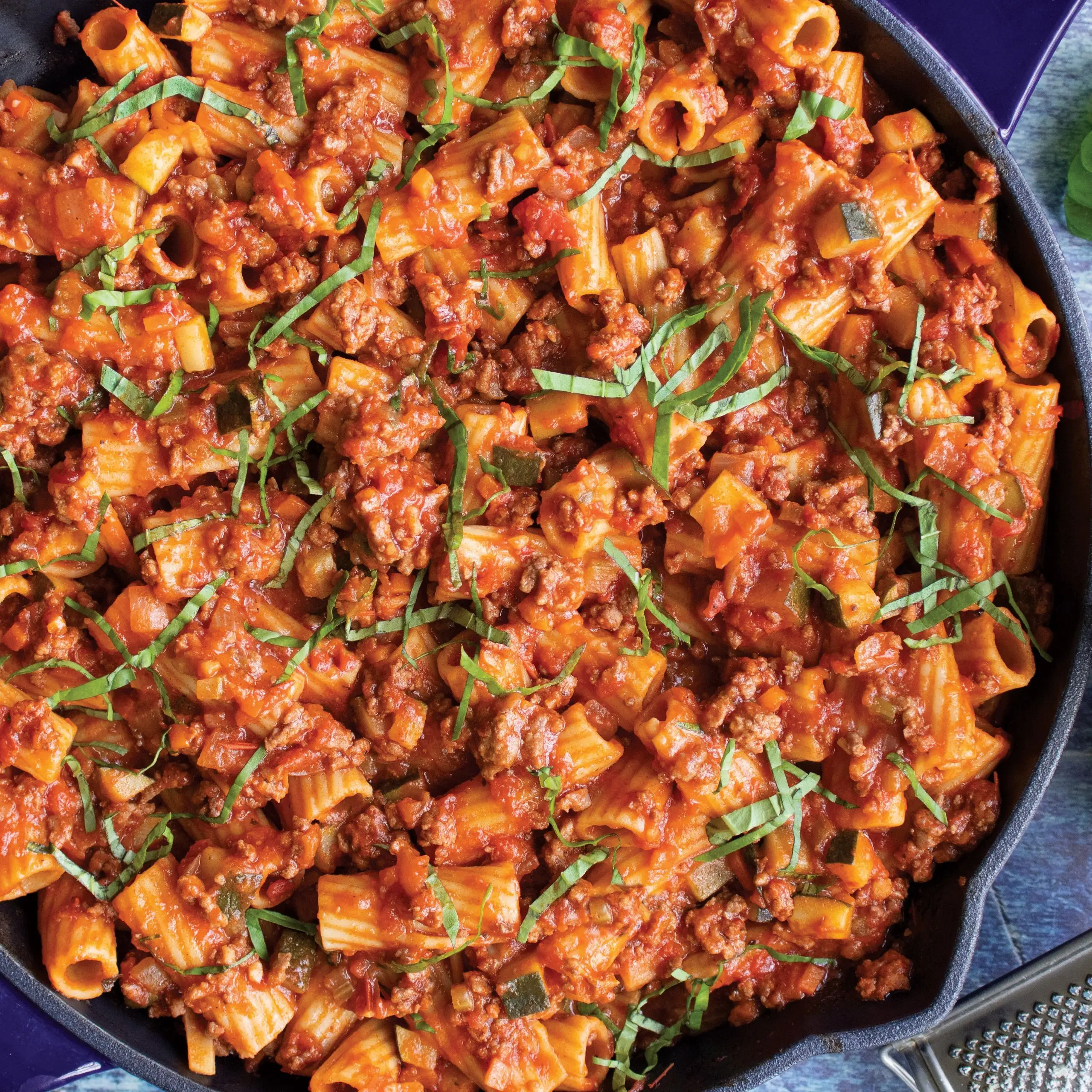 Rigatoni com molho de carne