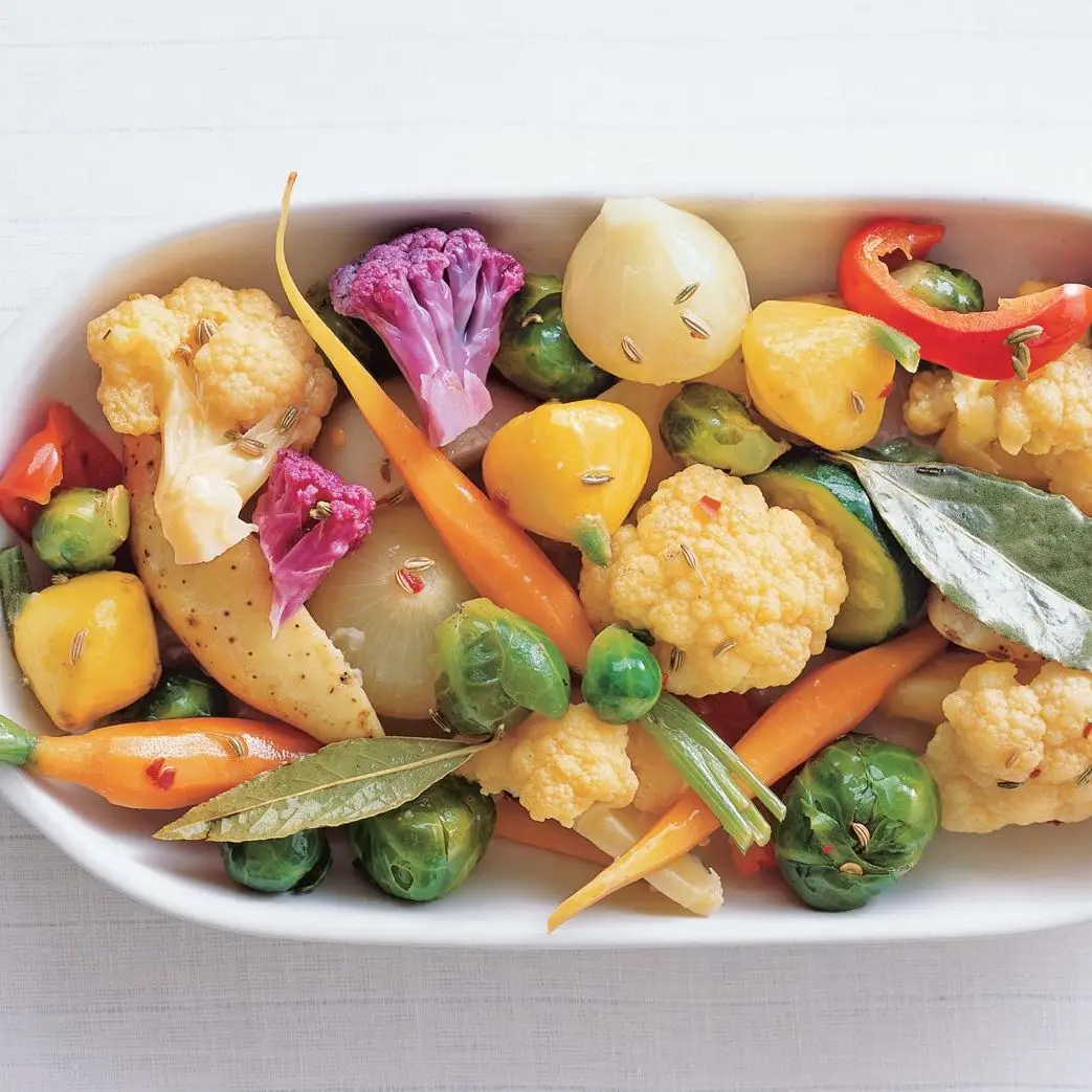 Vegetais de bebê marinados