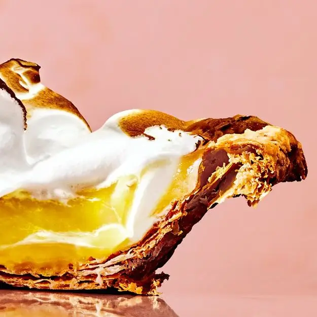 Crosta de torta assada em cegos