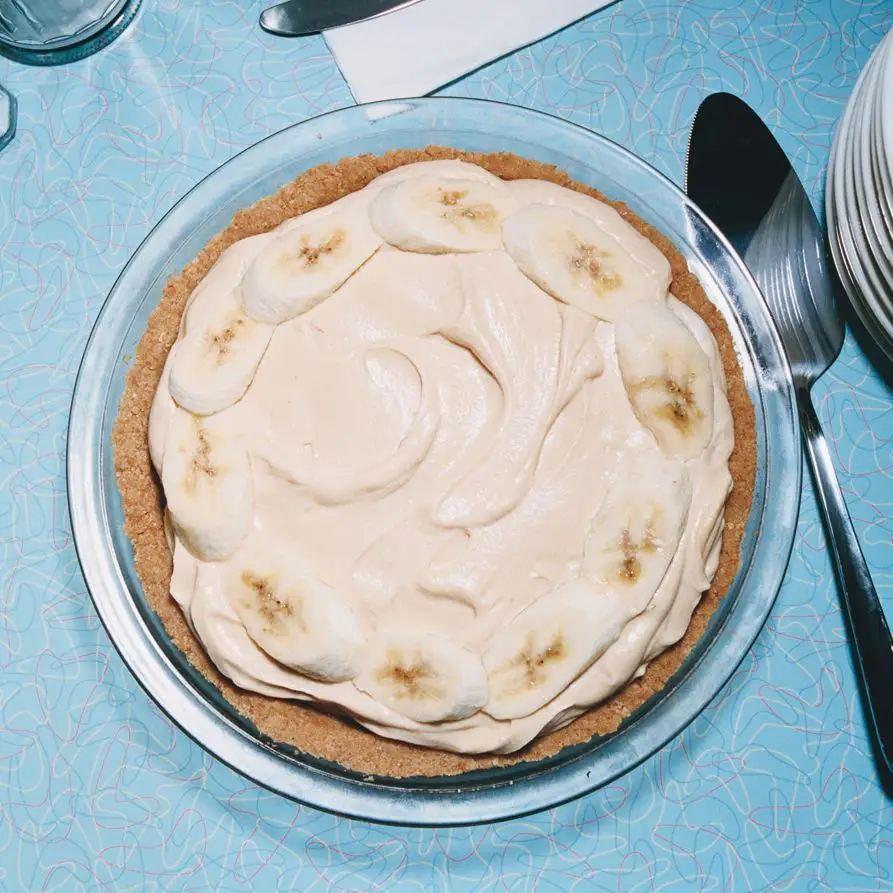 Torta de creme de banana com manteiga de amendoim