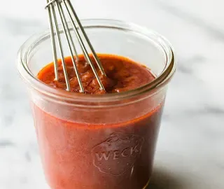 Easy Homemade Pizza Sauce with Tomato Paste' title='Easy Homemade Pizza Sauce with Tomato Paste