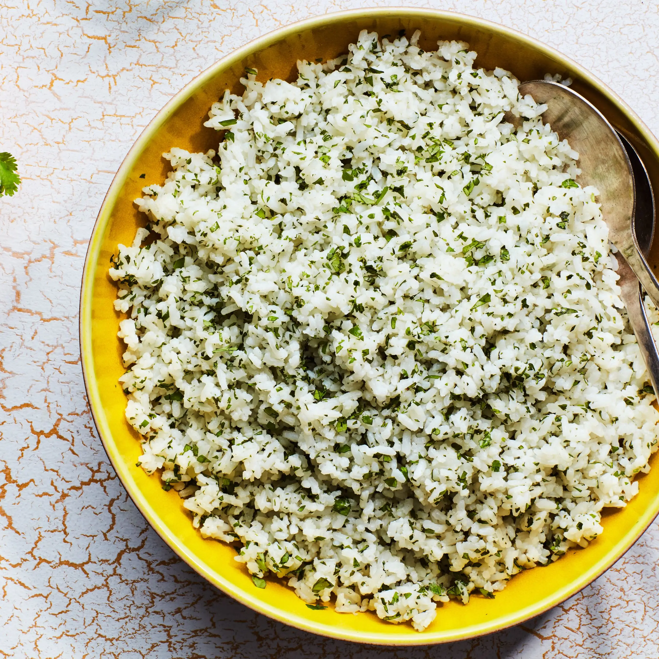 Arroz de coentro-limão no estilo Chipotle