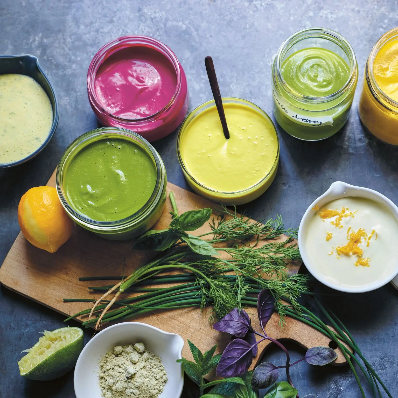 Molho de abobrinha cítrica dourado