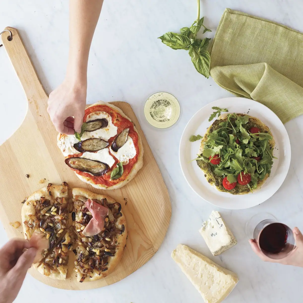 Salada de rúcula com molho de limão-paresão
