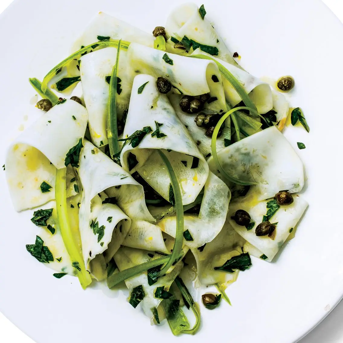 Aipo na salada de aipo