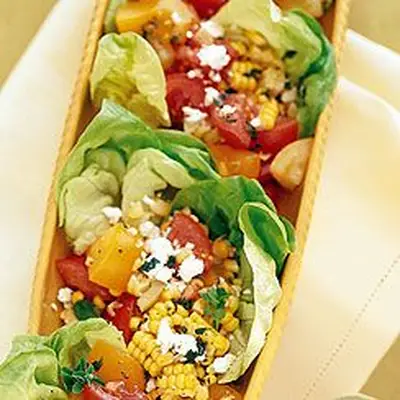 Salada de tomate e milho com Marjoram