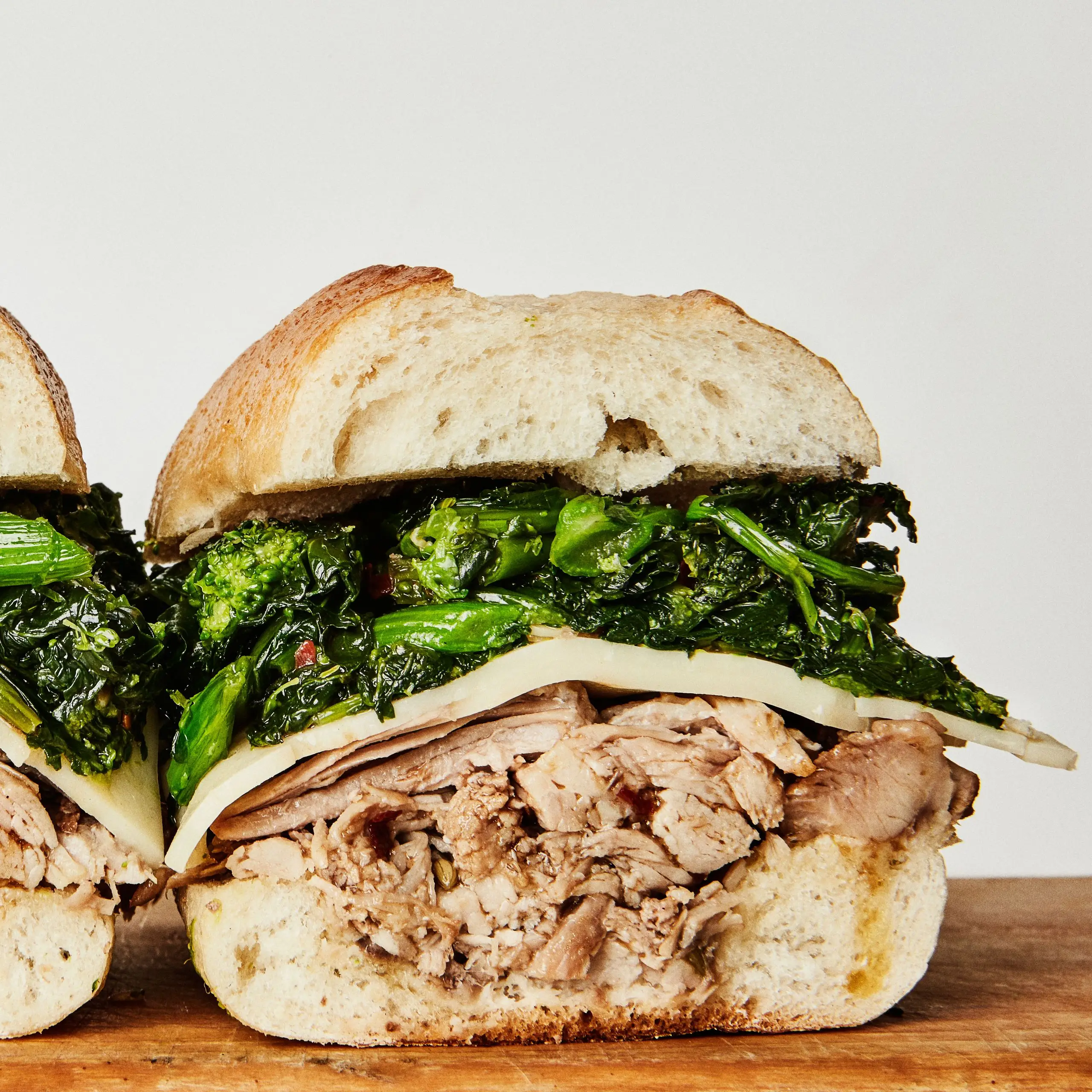 Sanduíches de carne de porco assados ​​em co -ker