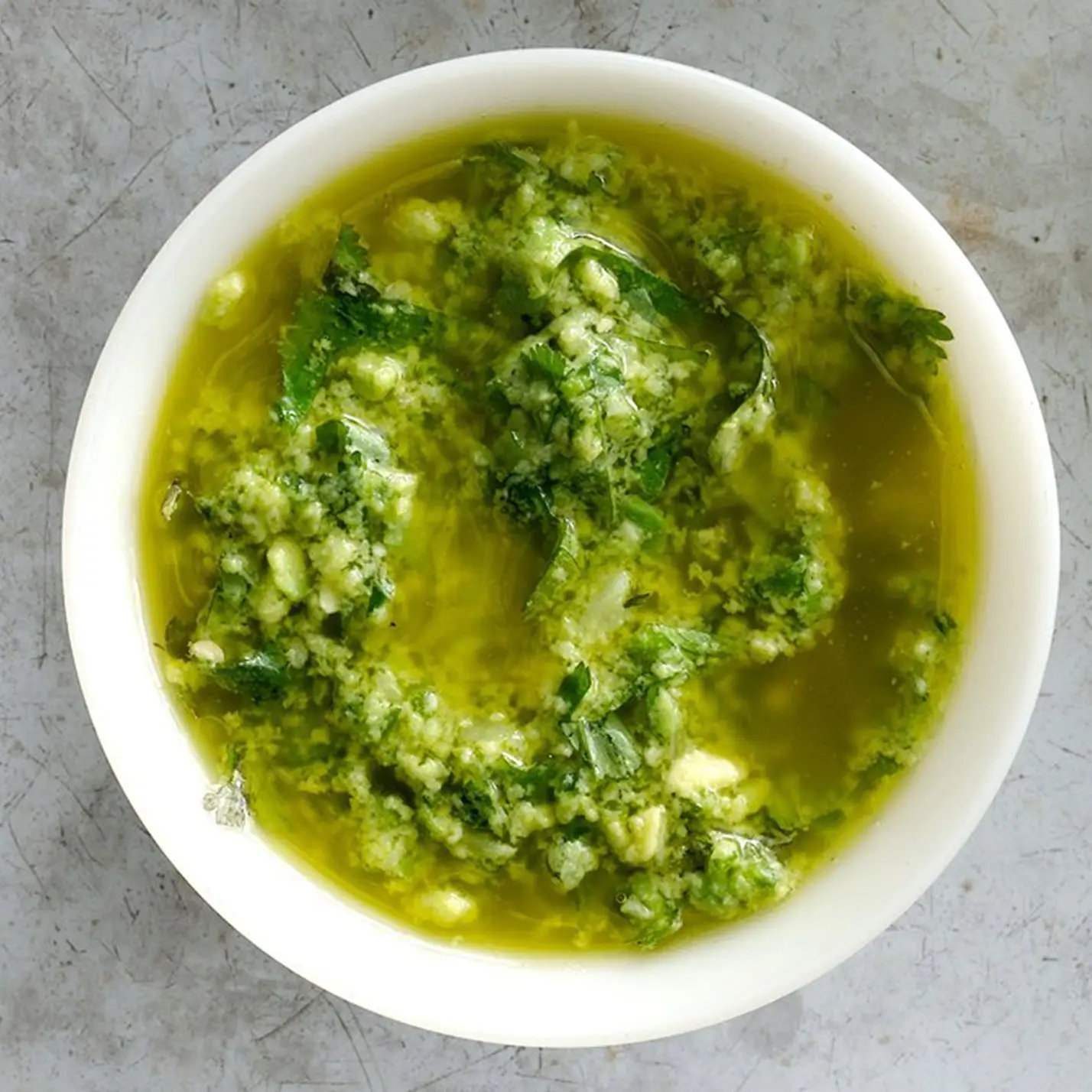 Molho virgem de abacate-cal