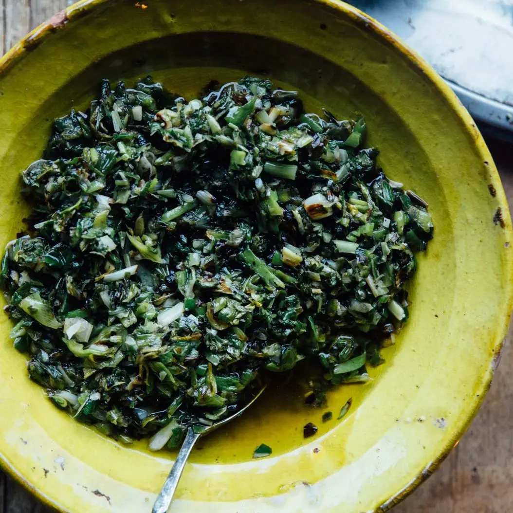 Tomatillo Chermoula carbonizado