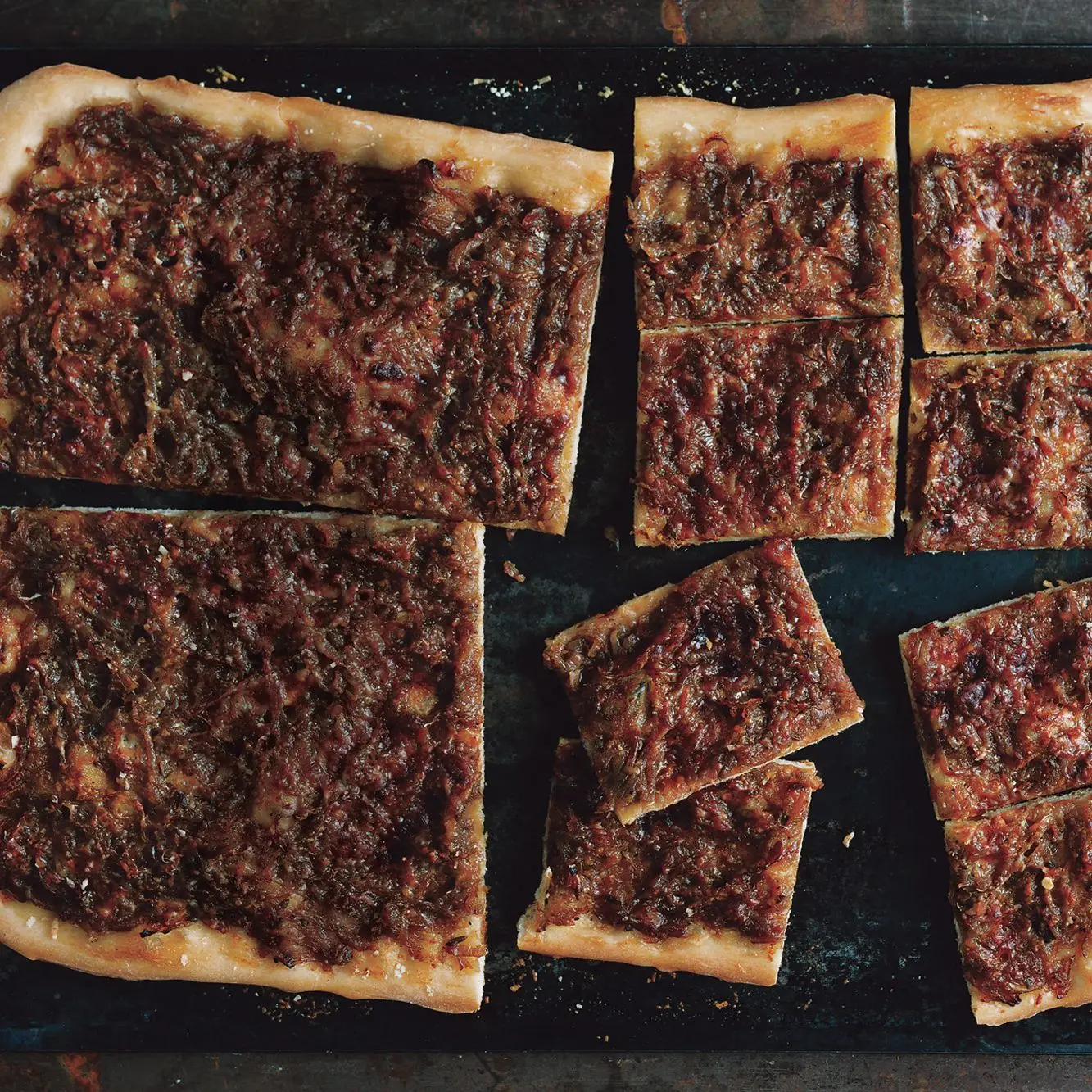 Tarta de cebola com mostarda e erva -doce
