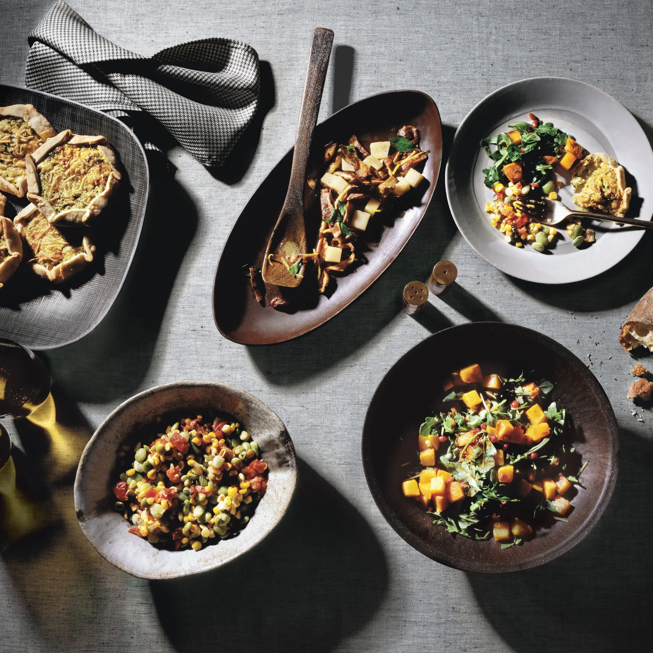 Indivíduos abobrinha, limão e Cryettes