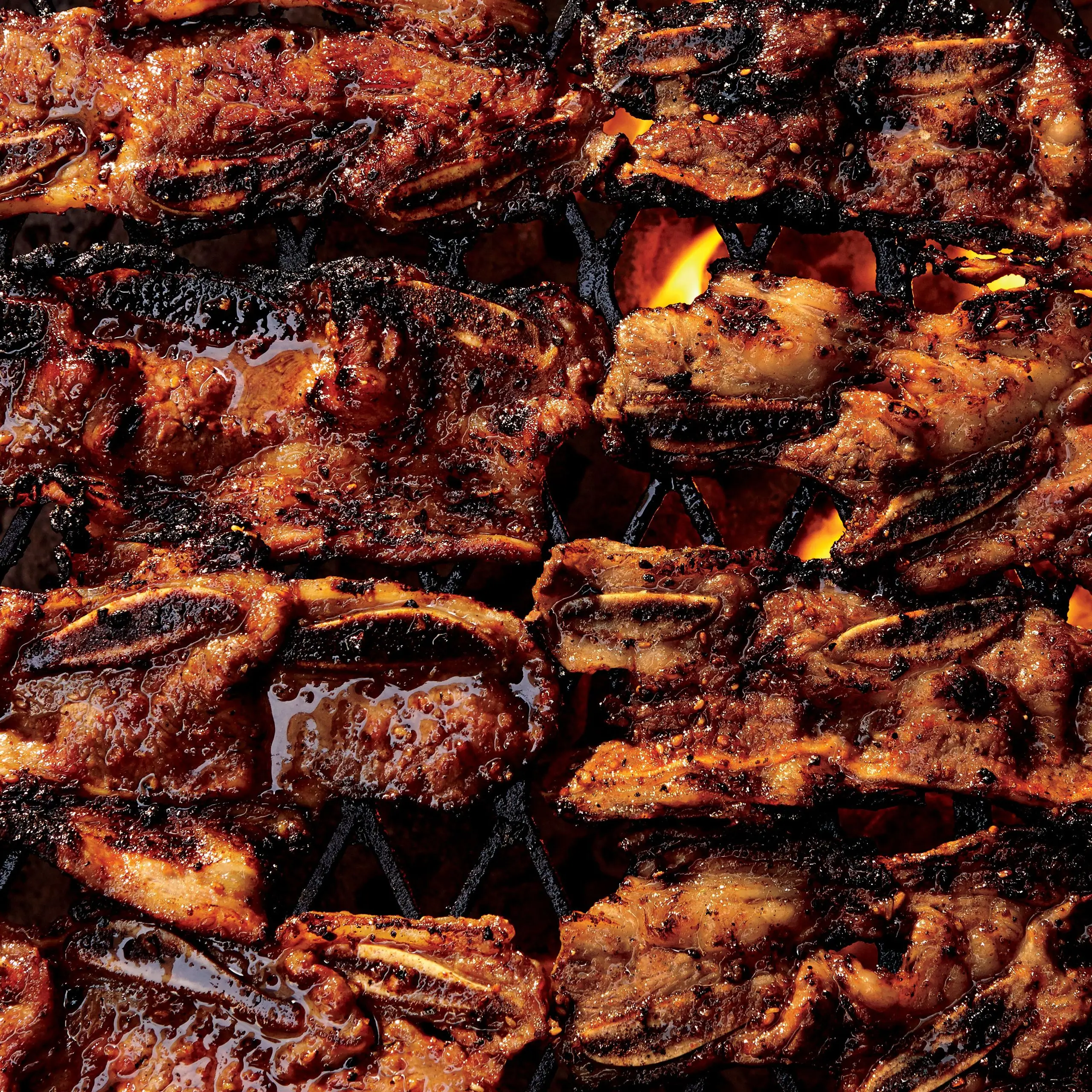 Soja e gergelim costelas curtas