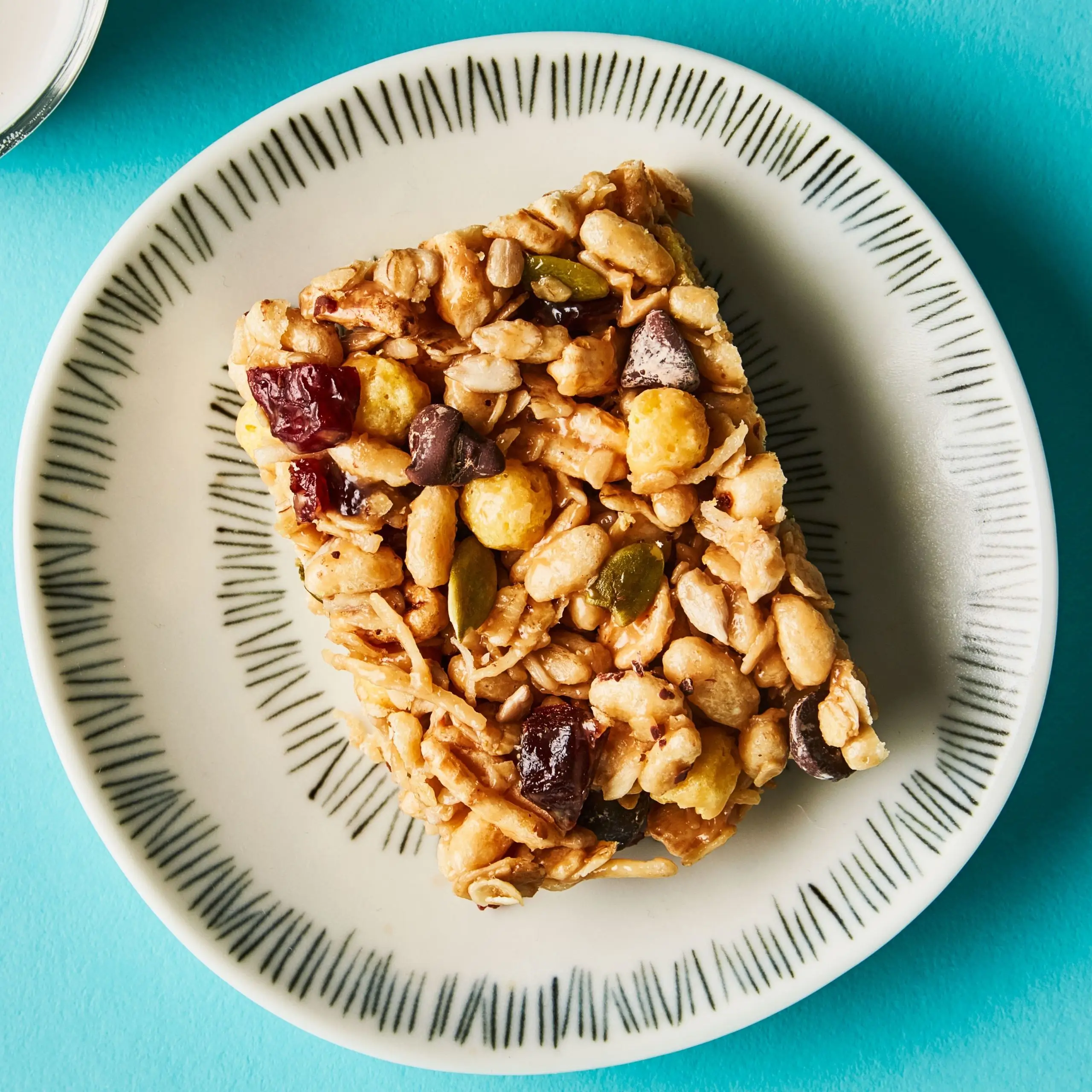 Barras de grãos e aveia em borracha mastigável