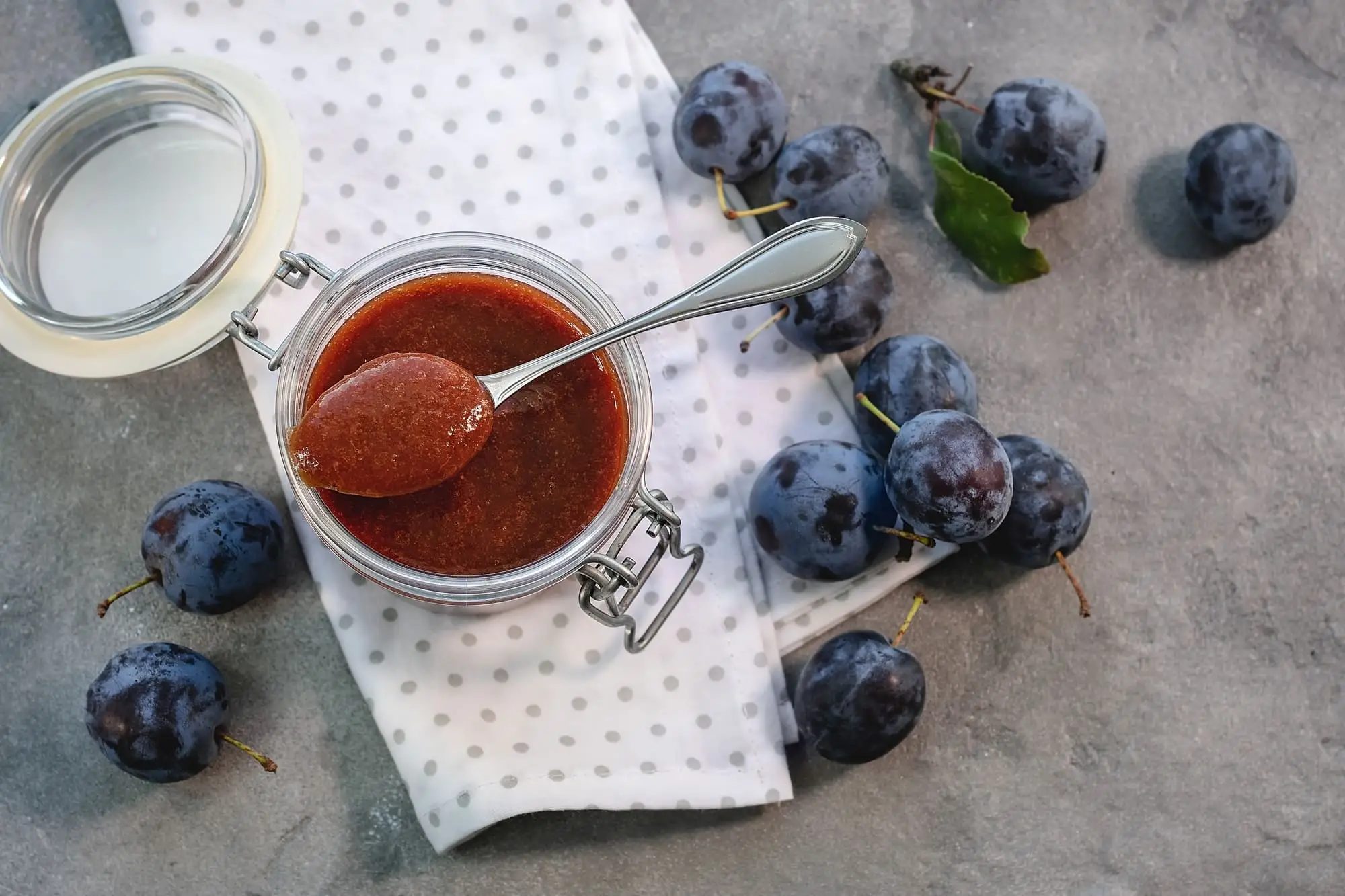 Molho de ameixa: o molho frutado